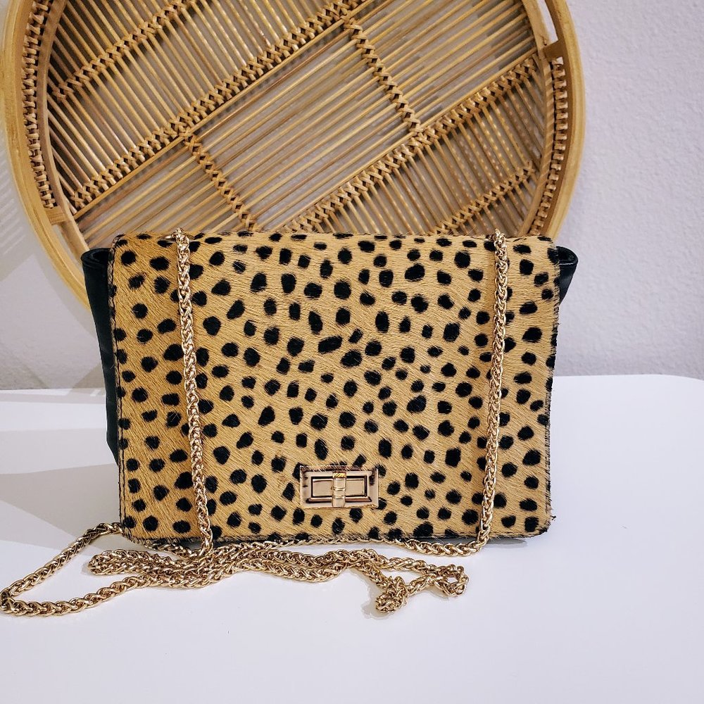 Animal print leather bag with gold chain